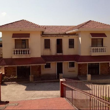 Awesome Villa Лонавала Экстерьер фото